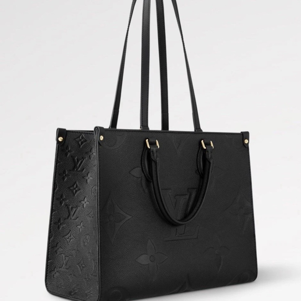 Louis Vuitton On The Go MM Monogram Leather Shoulder Tote Bag Black M45595